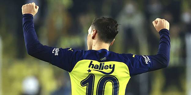 Mesut Özil kadro dışı sonrası konuştu!