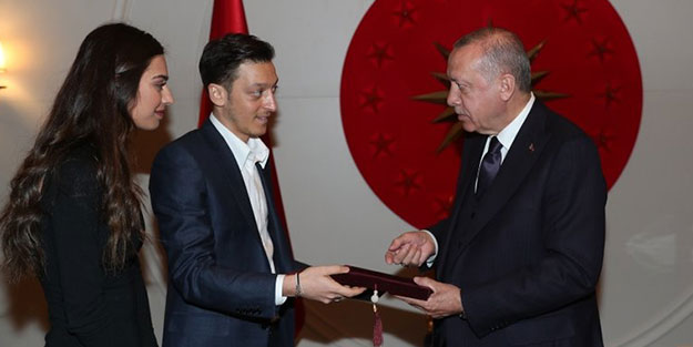 Mesut Özil'den 7 Haziran hamlesi! İmzayı atıyor