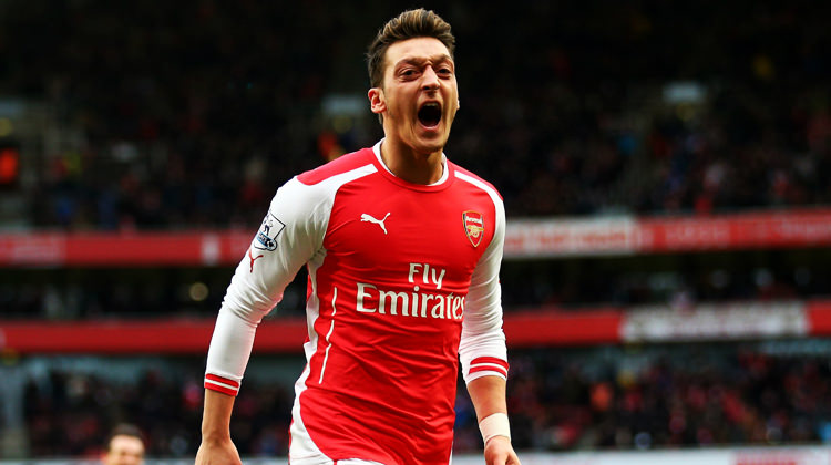 Mesut Özil'den Alman gazeteciye tokat gibi cevap!