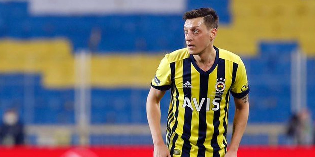 Mesut Özil'den dönüş mesajı: Şimdi sıra bende