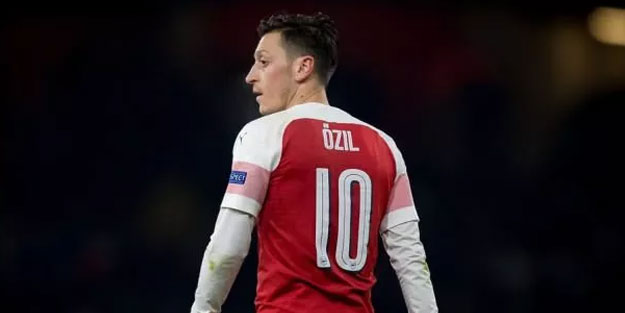 Mesut Özil'den heyecanlandıran paylaşım