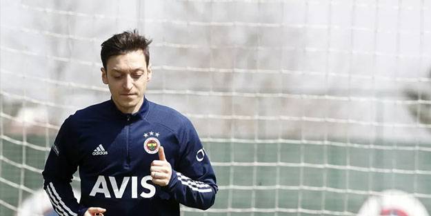 Mesut Özil'den Pereira'ya övgü