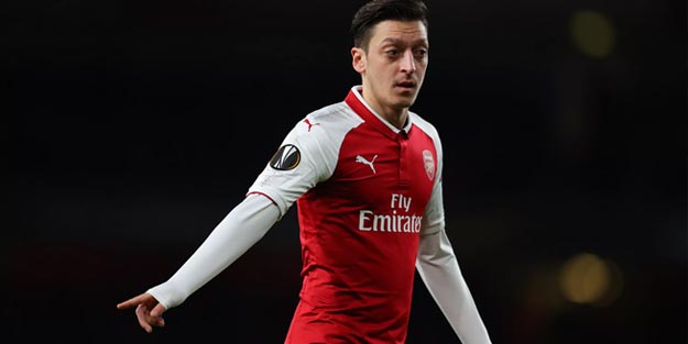 Mesut Özil'den 'Türkiye'de oynar mısın' sorusuna bomba cevap!