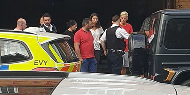 Mesut Özil'e saldıranlar hakkında karar verildi