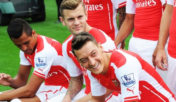 Mesut'tan Fenerbahçe'ye transfer kıyağı!