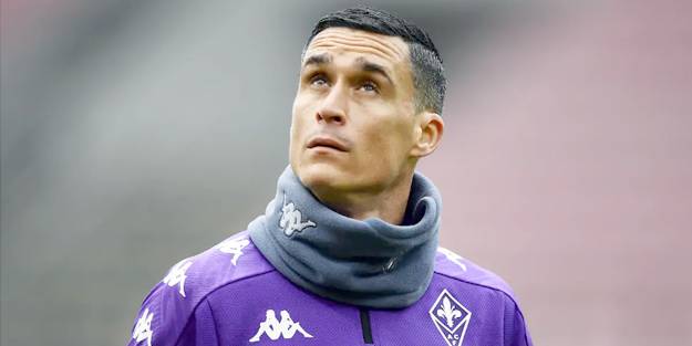 Mesut'un eski takım arkadaşı Kadıköy'e geliyor