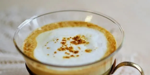 Metabolizma ateşleyen efsane sütlü kahve yapılışı: Mutfağa giren aşçı sırrı ne soracak! Böyle çok sağlıklı oluyor