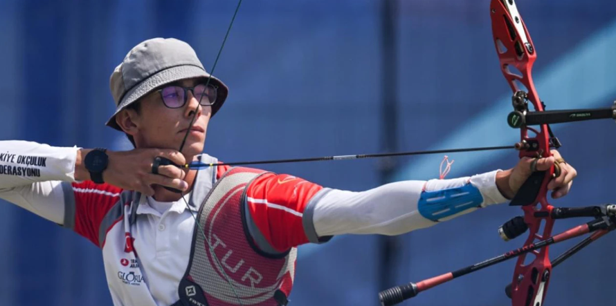 Mete Gazoz'dan bir madalya da