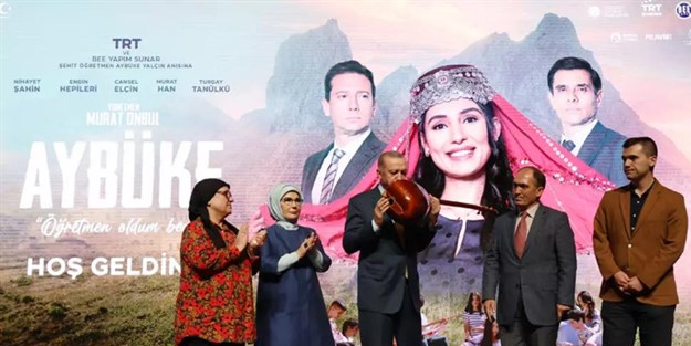  Mete Yarar gözden kaçan detayı ilk kez açıkladı! Şehit Öğretmen Aybüke Yalçın'ın filmi için duyuru
