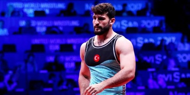 Milli güreşçi Metehan Başar dünya şampiyonu oldu