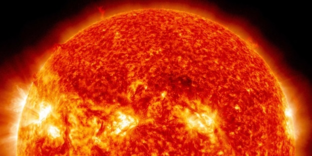 Meteor Güneş'e kafa tuttu!