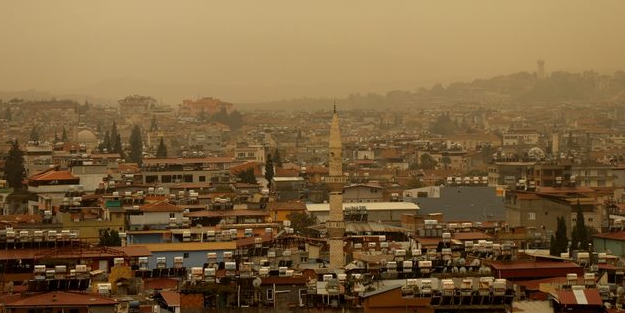 Meteoroloji 5 ili uyardı! Toz taşınımına dikkat