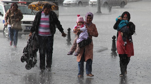 Meteoroloji: Cumaya kadar yağış var