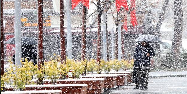 Meteoroloji İstanbul, Ankara ve İzmir de dahil onlarca ili uyardı! 24 ile kar geliyor