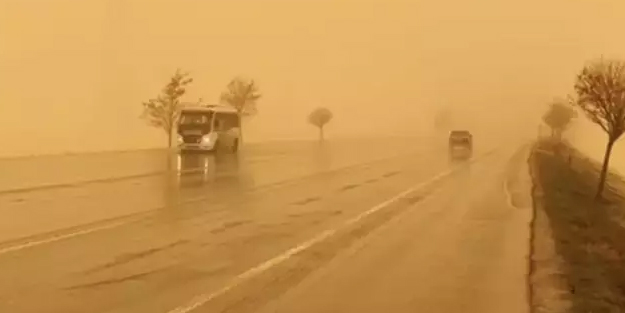 Meteoroloji kamuoyu ile paylaştı: Gece yarısı artacak, göz gözü görmeyecek! Yağmur ve toz taşınımı alarmı