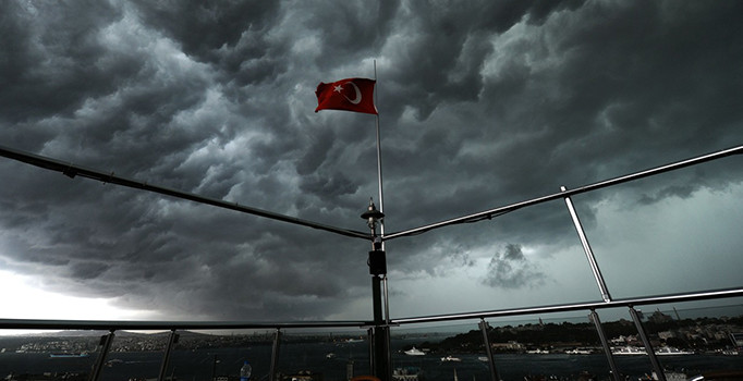 Meteoroloji sağanak yağış uyarısı yaptı