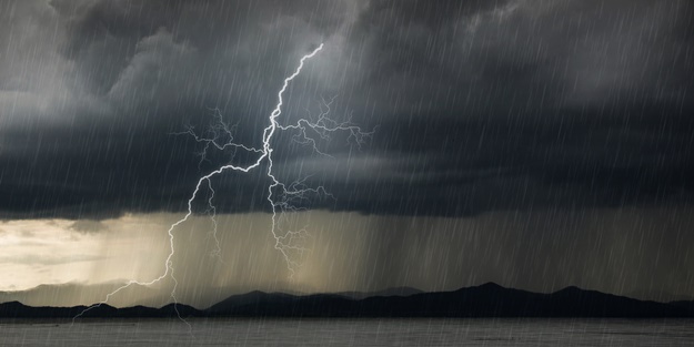 Meteoroloji uyardı: Gök gürültülü sağanak geliyor