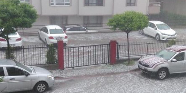 Meteoroloji uyarmıştı... Ankara'da beklenen oldu!