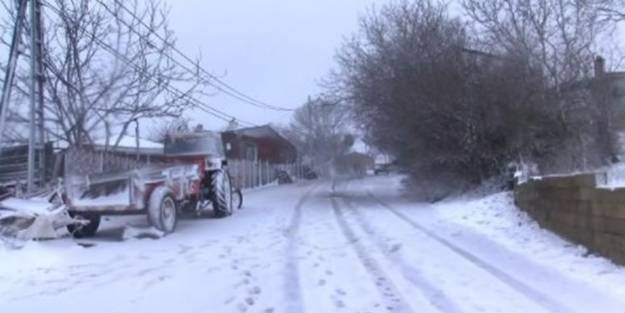 Meteoroloji uyarmıştı! İstanbul bembeyaz oldu