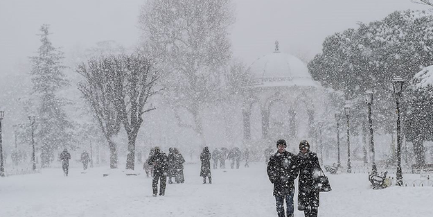 Meteoroloji uzmanı İstanbul'a kar yağışı için tarih verdi! Plan yapacaklar dikkat, bu kez kesin geliyor