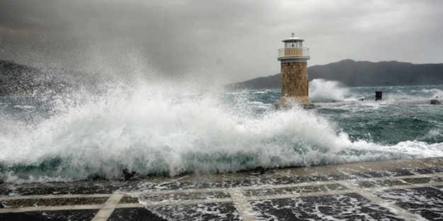Meteoroloji'den sağanak ve fırtına uyarısı