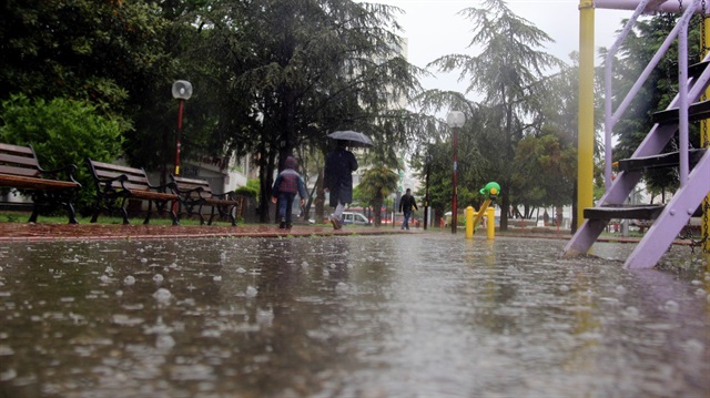 Meteorolojiden bu illere kuvvetli yağmur uyarısı
