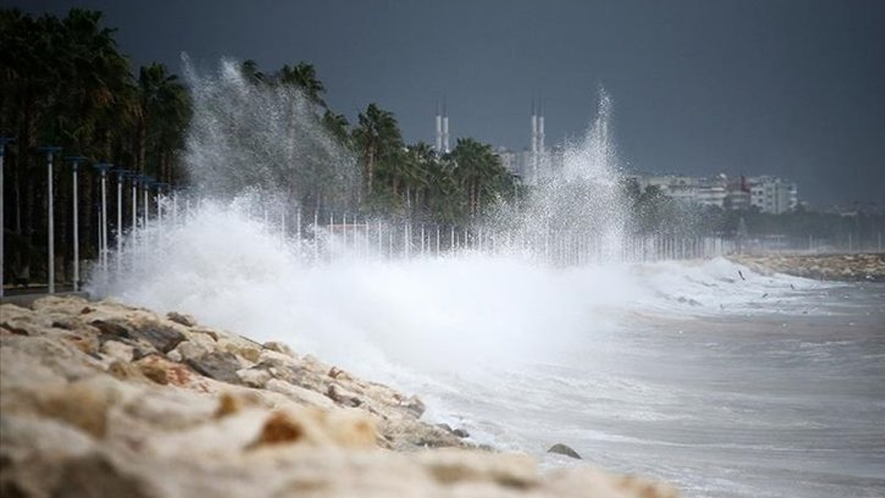 Meteoroloji'den Ege'ye fırtına uyarısı