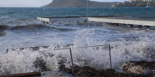 Meteoroloji'den İstanbul ve çok sayıda il için lodos uyarısı
