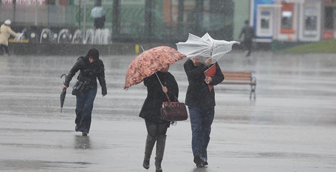 Meteoroloji'den İstanbul'a yağmur uyarısı