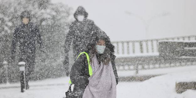 Meteoroloji'den İstanbul'a yeni kar uyarısı daha: Cumartesi şiddetini artıracak