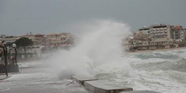 Meteorolojiden Karadeniz için kuvvetli fırtına uyarısı!