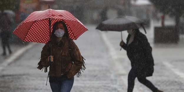 Meteorolojiden o illere kritik uyarı: Kuvvetli geliyor
