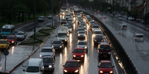 Meteorolojiden şiddetli yağış uyarısı