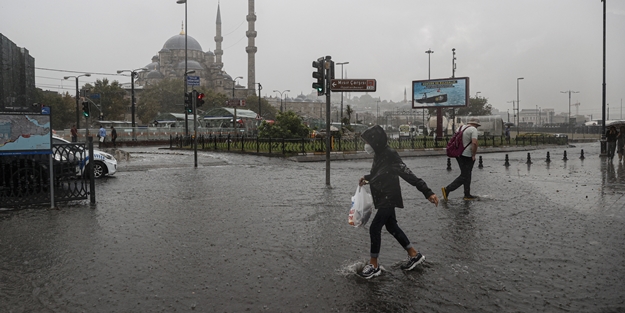 Meteorolojiden vatandaşlara kritik uyarı: Kuvvetli geliyor!
