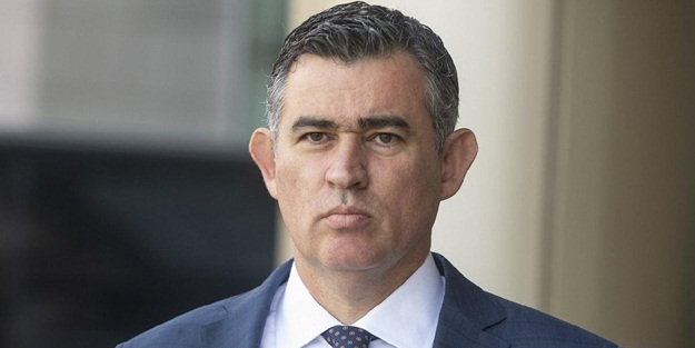 Metin Feyzioğlu'ndan 104 emekli amiralin bildirisi hakkında dikkat çeken açıklama