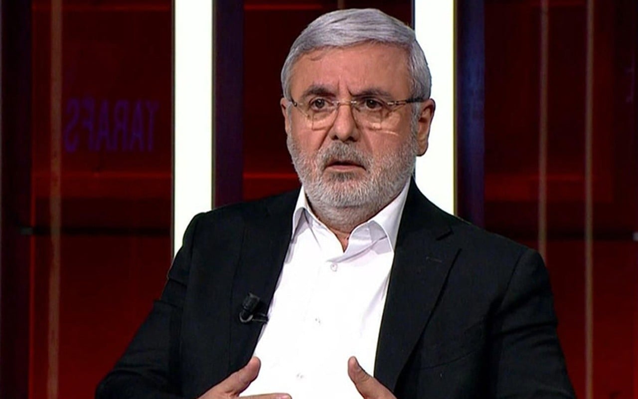Metiner, ‘Davutoğlu iddiasında haklıymış!’ Bülent Arınç da ‘Yüce Divan'a gidilmeli’ mi diyordu?