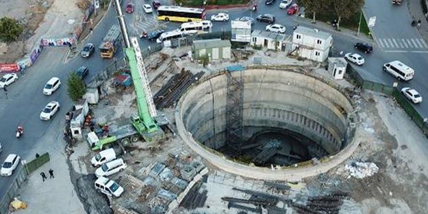 Metro inşaatında kaza! Vincin sepetinden düştü