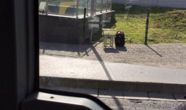 Metrobüs durağında bomba alarmı