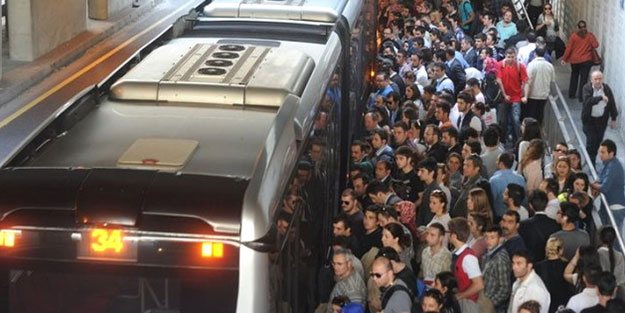 Metrobüs kullananları bekleyen büyük tehlike!