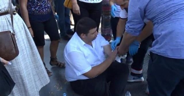 Metrobüs şoförü tartıştığı yolcuyu bıçakla yaraladı