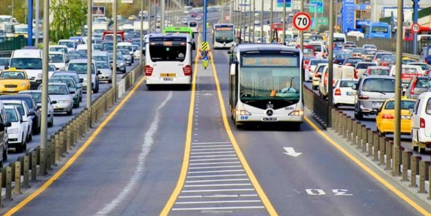 Metrobüse karşı çıkan CHP'den 2. metrobüs hattı vaadi