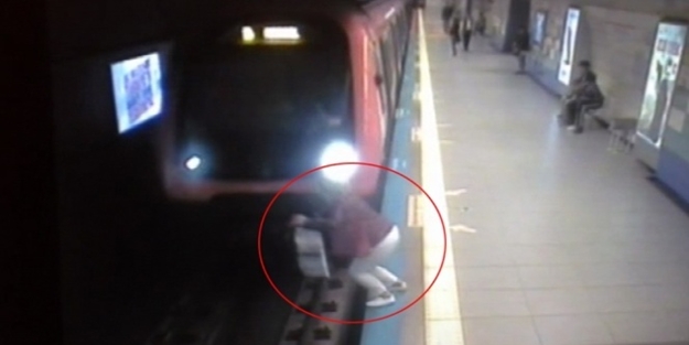 İstanbul'da korkunç olay! Metronun önüne...