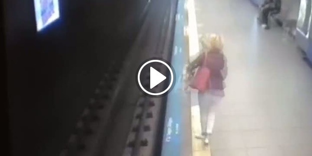 Metronun önüne atlayarak intihar etti