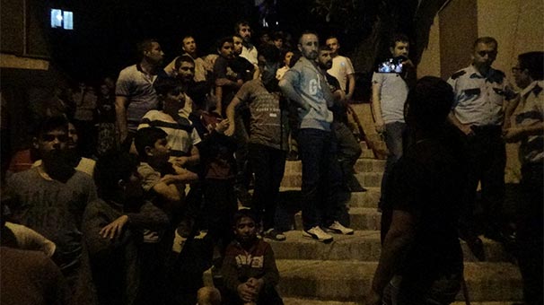 Metruk binada çıkan yangın korku ve paniğe sebep oldu