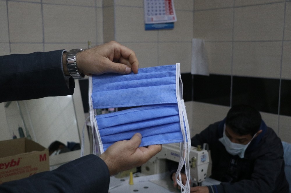 MEÜ Tıp Fakültesi’nde maske üretimi başladı 