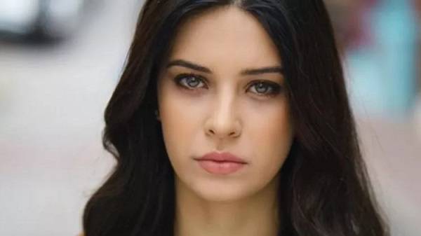 Mevlana dizisi Efsun'u kim oynuyor? Mevlana dizisindeki efsun kimdir?