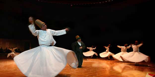 Mevlana'nın torunu isyan etti: Bu bizi üzüyor