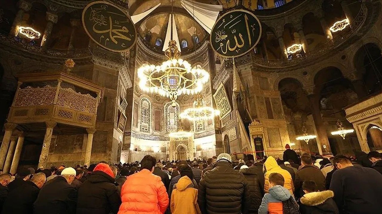 Mevlid Kandili, Peygamberimize sevgimizi tazelemek için vesile! Hz. Peygamber’e iman deizmin panzehiridir…