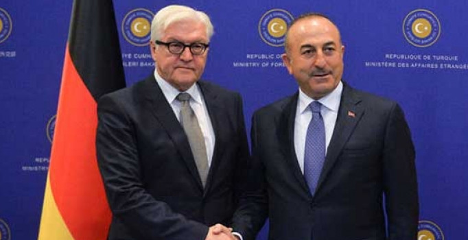 Mevlüt Çavuşoğlu, Alman Bakan Steinmeier'in yüzüne baka baka söyledi: Bıktık artık