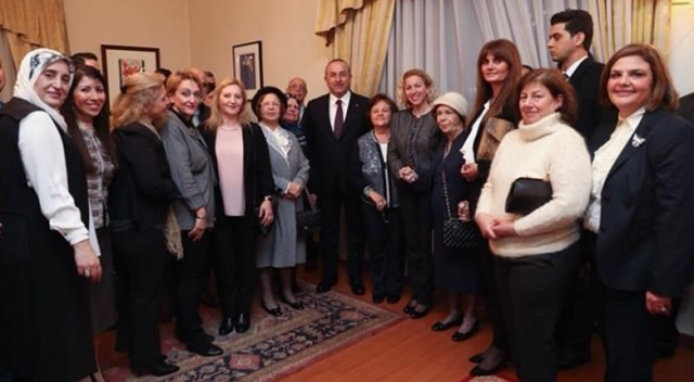 Mevlüt Çavuşoğlu, Amman’da Türk vatandaşlarıyla buluştu